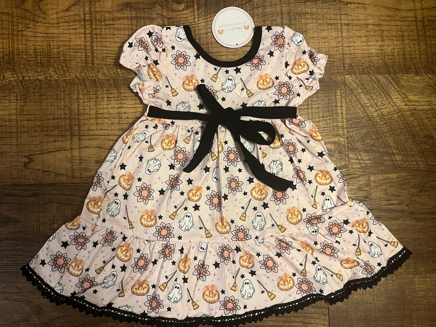 Short Sleeve Ghost and Broomstick Halloween Dress in a Size 2T