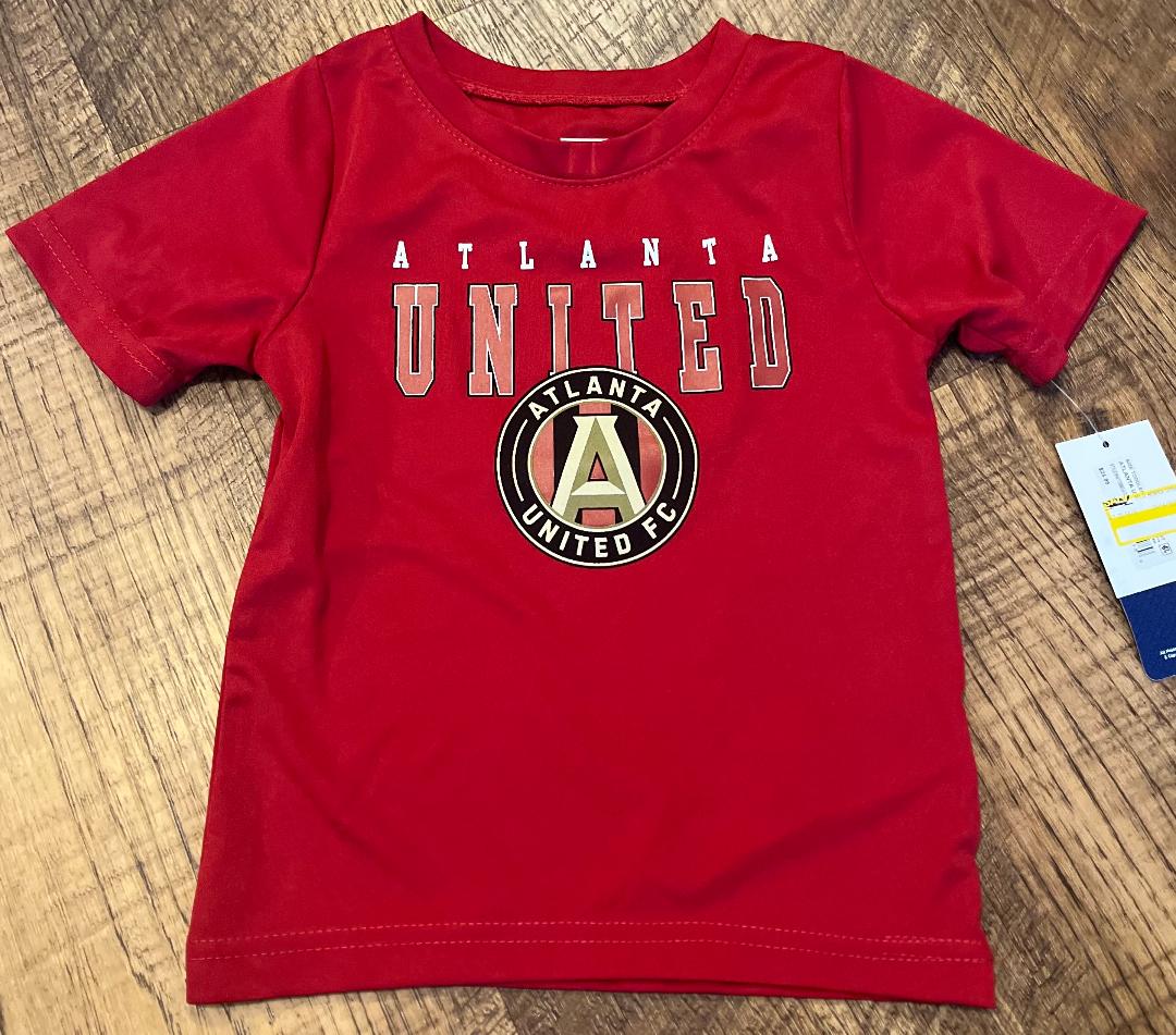 Atlanta United Red Short Sleeve Shirt in a Size 3T