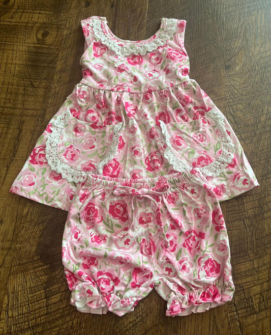 Pink Floral Print Pocket Girls Lace Shorts Set in a Size 4T