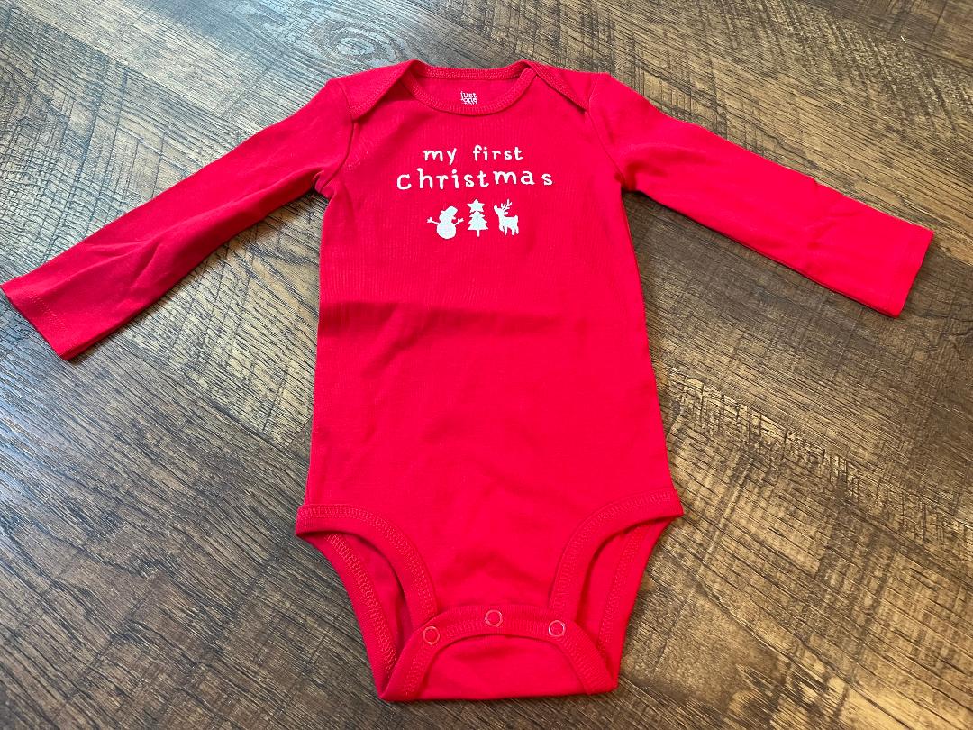 Long Sleeve 1st Christmas Onesie in a Size 12 Month