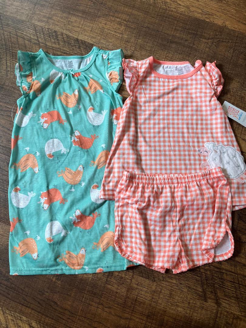 Carters 2 Piece PJ Set in a Size 4T