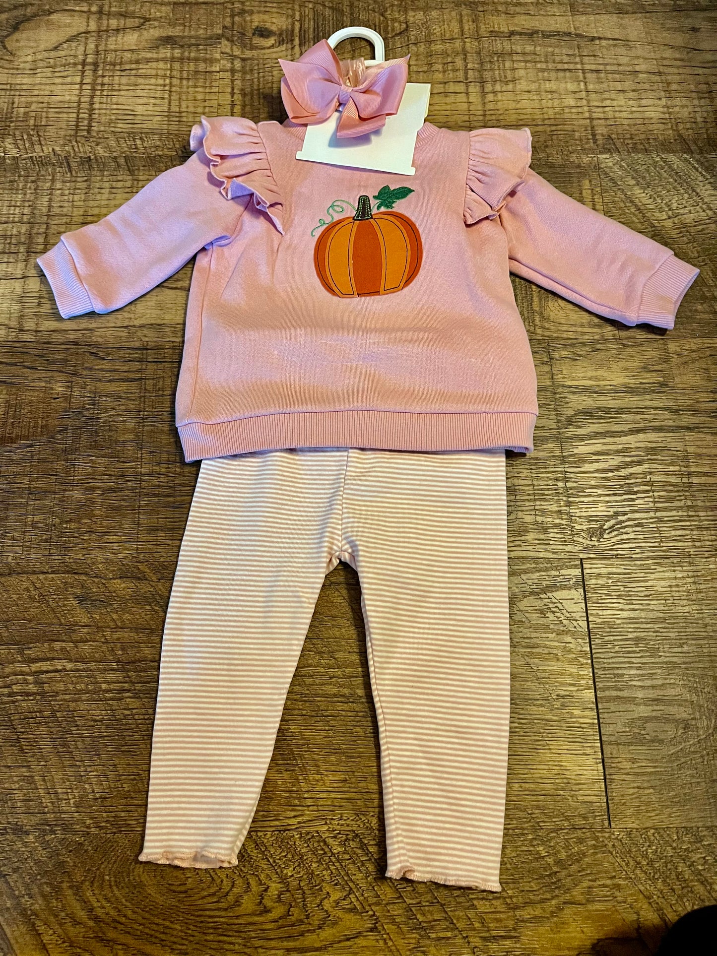 Dillard's Adventurewear Pink Pumpkin Two Piece Outfit in a Size 9 month